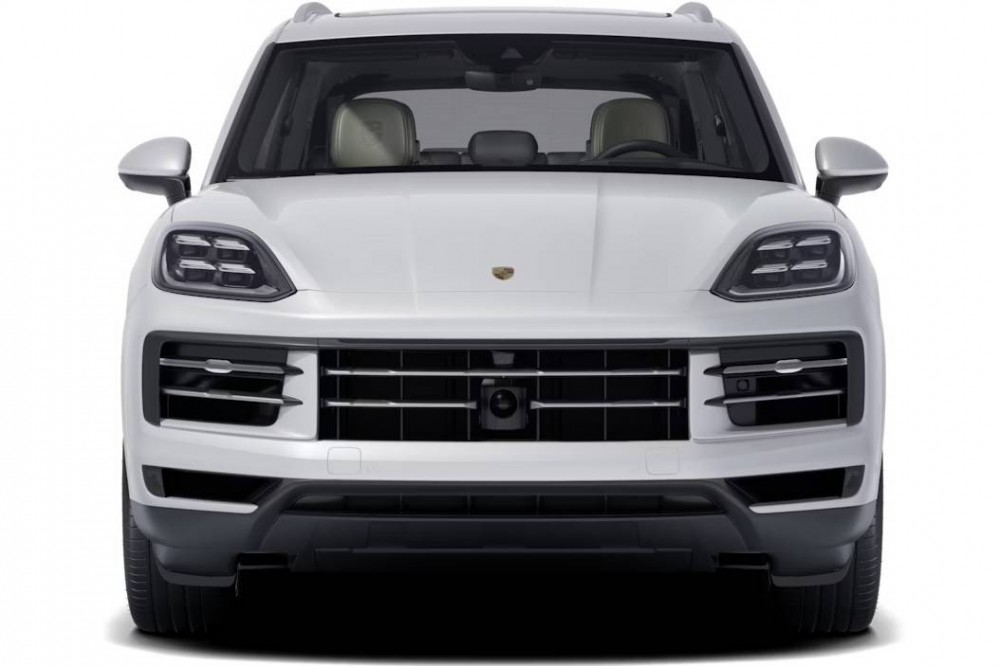 Новий рекордний позашляховик Porsche вже майже тут