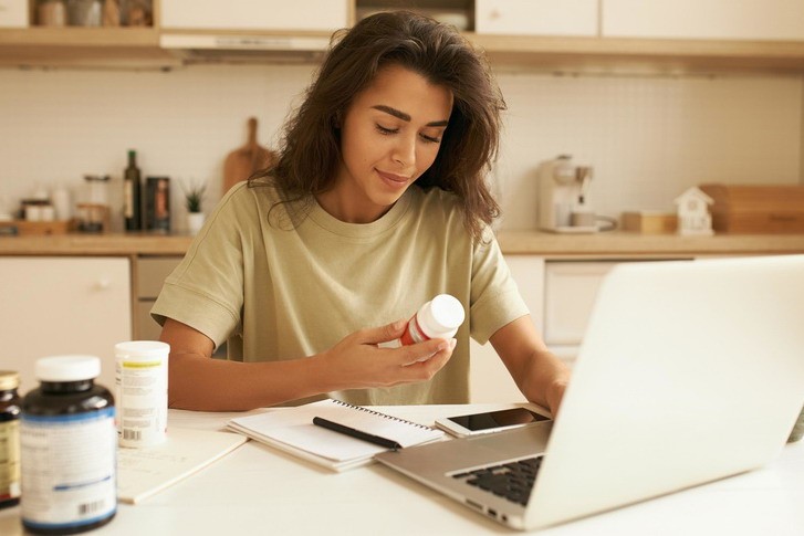 Хронічний стрес та вітаміни — який взаємозв’язок